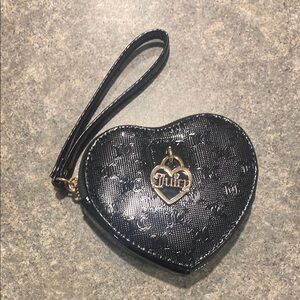 Juicy Couture Black Heart Wristlet Change Purse with Gold Charm NWOT